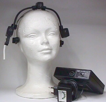 Emulador de ratón por infrarojos, controlado con la cabeza.